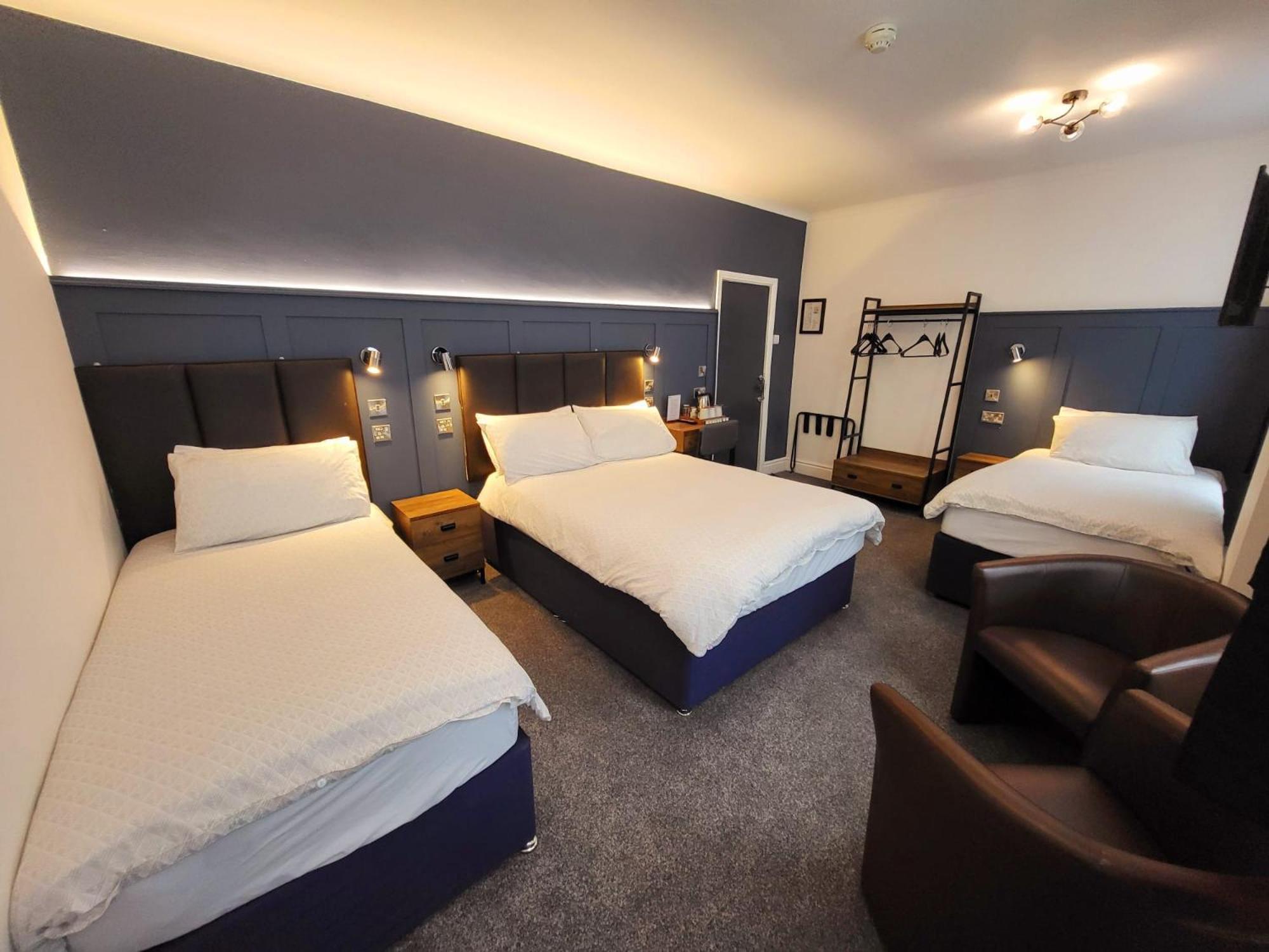 Hotel At Caledonia à Douglas Extérieur photo